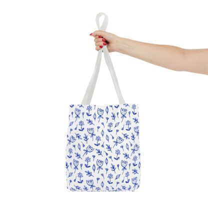 Blue Floral Pattern Tote Bag - Stylish Eco-Friendly Bag for Everyday Use - Image 4
